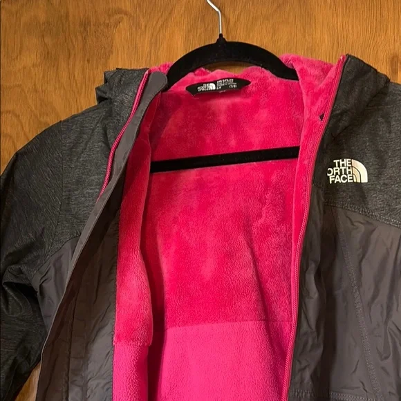 The North Face Girls Pink and Gray Jacket - Picture 4 of 6